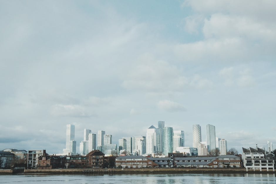 Canary Wharf office rubbish removal for local businesses